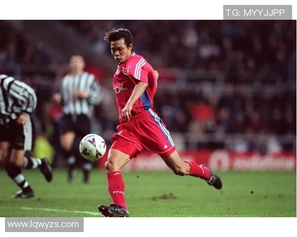 足球明星贴纸大全 汇聚全球顶级球员经典形象与传世瞬间 足球明星贴纸大全 汇聚全球顶级球员经典形象与传世瞬间