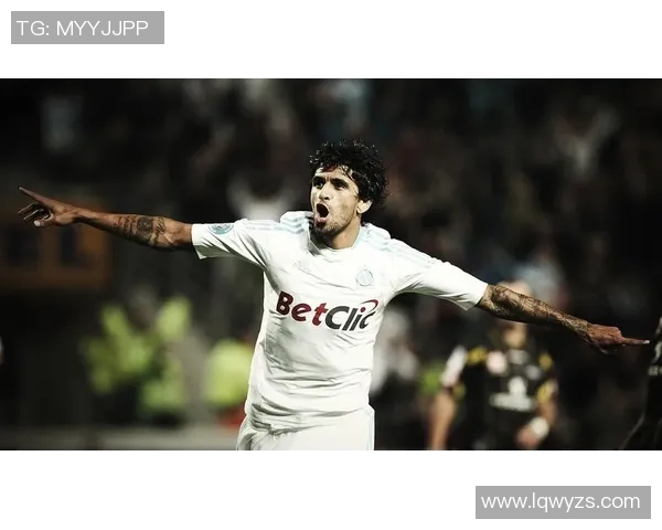 足球球星首次进球时间揭秘 从新秀到巨星的成长轨迹 足球球星首次进球时间揭秘 从新秀到巨星的成长轨迹