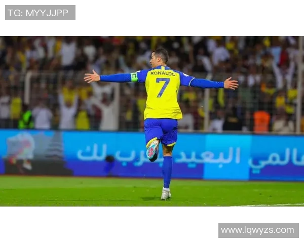 最新足球巨星悲剧离世 震惊全球球迷生死瞬间引发广泛关注 最新足球巨星悲剧离世 震惊全球球迷生死瞬间引发广泛关注